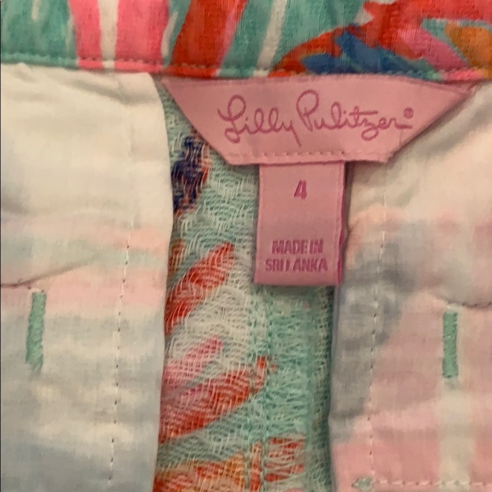 Lilly Pulitzer Size 4 Shorts - Picture 2 of 4